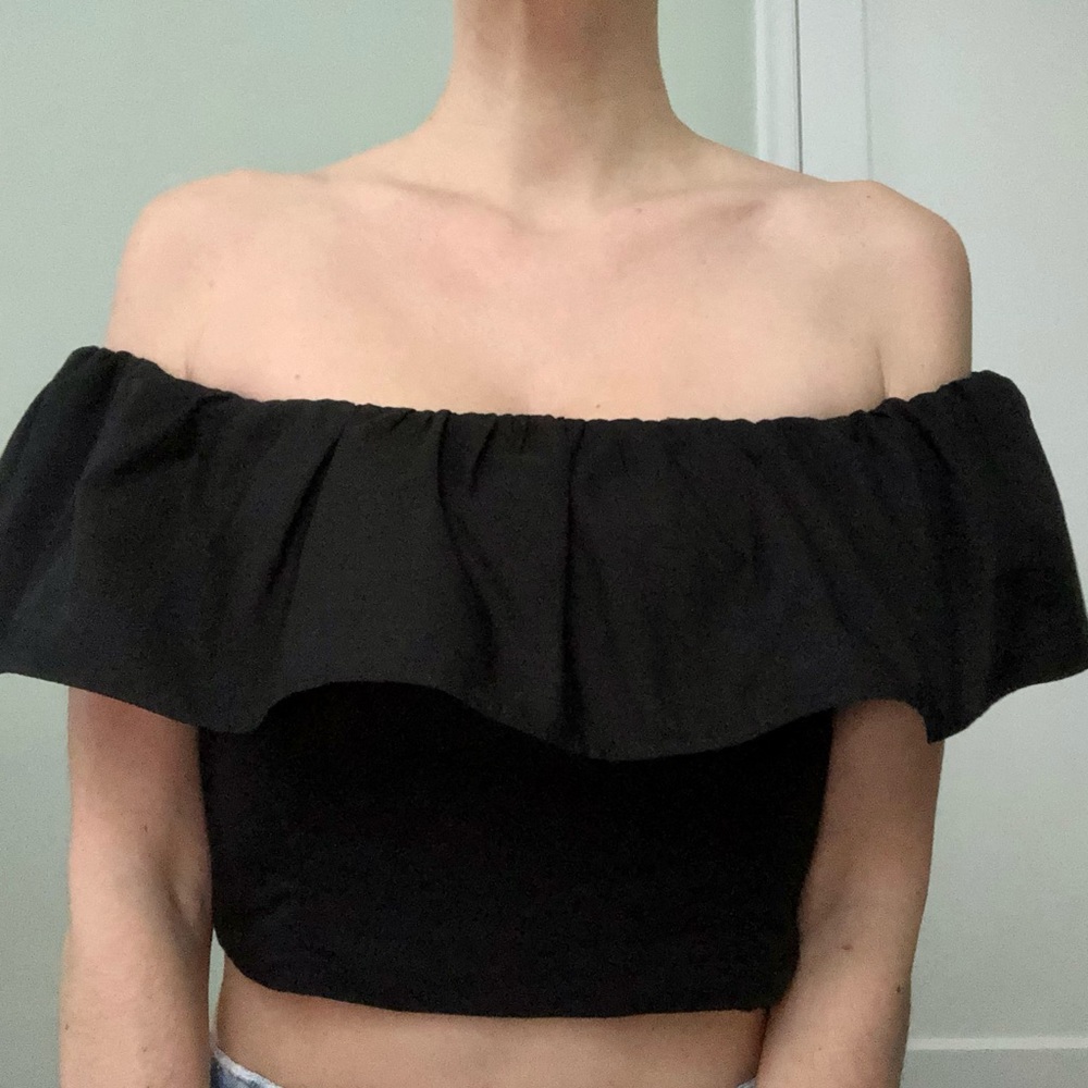 NWT Zara Off The Shoulder Crop Top